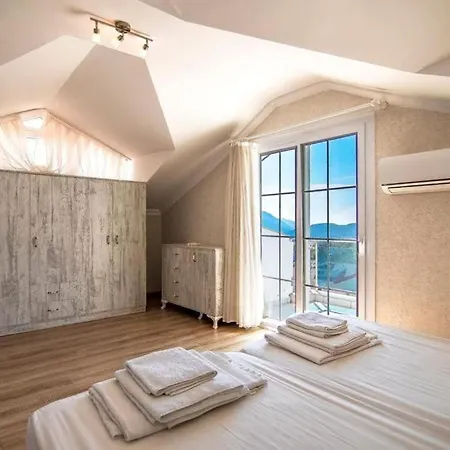 Toker Villa